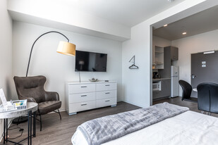 Koz on NW Sixteenth Apartments