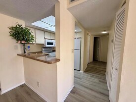 1520 SE Royal Green Cir, Unit 205 in Port St. Lucie, FL - Building Photo