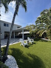 10973 NW 53rd Ln in Doral, FL - Foto de edificio - Building Photo