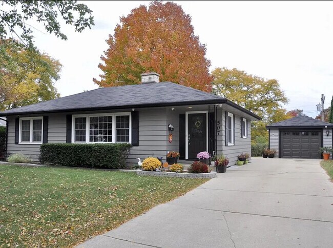 property at 507 Flossmoor Ave