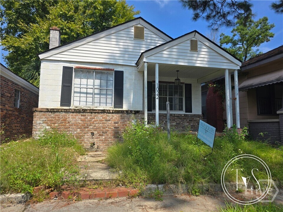 1022 W 41st St in Savannah, GA - Building Photo