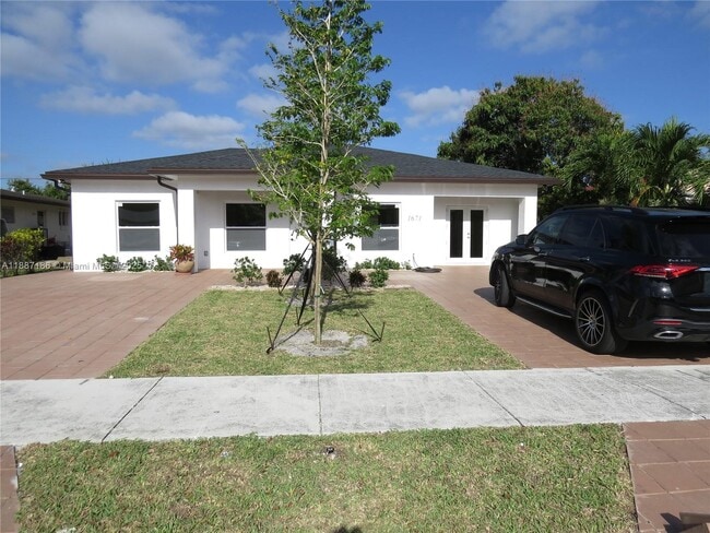 property at 1671 SW 44th Terrace