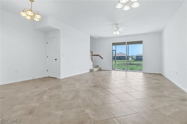 2906 Blossom Wy in Naples, FL - Building Photo - Building Photo