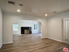 920 Cochran Ave in Los Angeles, CA - Building Photo - Building Photo