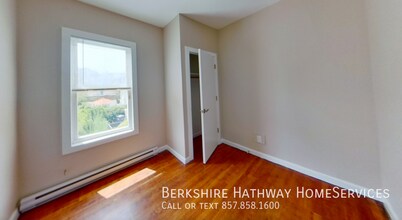 117 George St in Boston, MA - Building Photo - Building Photo