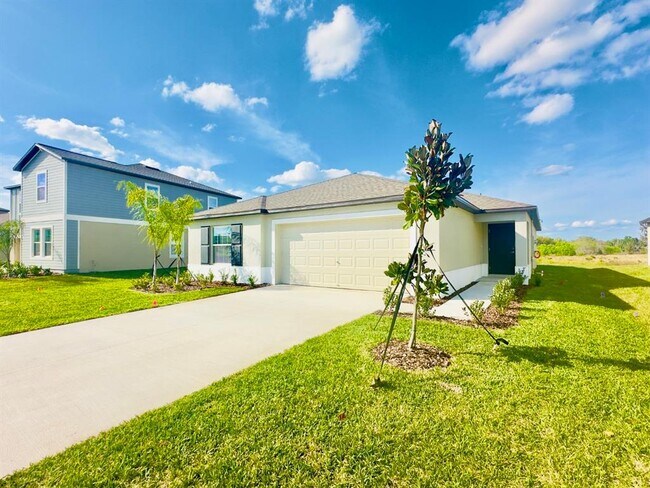 11257 Linden Depot Rd in San Antonio, FL - Building Photo - Building Photo