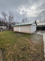 412 N 5th St in Parma, ID - Building Photo