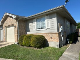 2819 Southampton Way in Round Rock, TX - Building Photo