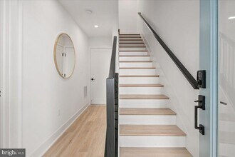 911 N Irving St in Arlington, VA - Building Photo - Building Photo