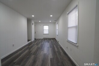 29 Rita Ave in Bridgeport, CT - Building Photo - Building Photo