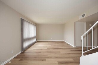 944 S Valencia in Mesa, AZ - Building Photo - Building Photo