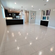 9368 N 15th St in McAllen, TX - Building Photo - Building Photo