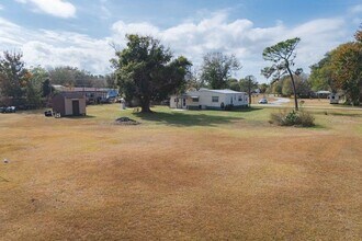 3648 Fox Ridge Blvd in Zephyrhills, FL - Building Photo - Building Photo