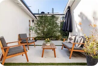 12812 Greene Ave in Los Angeles, CA - Foto de edificio - Building Photo