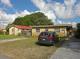 1915-1921 Scott St Apartments