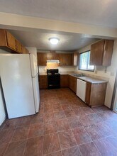 3869 N Clarey St in Eugene, OR - Building Photo - Building Photo