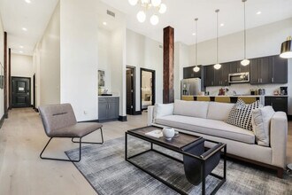 1148 S Peters St in New Orleans, LA - Building Photo - Building Photo