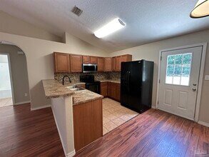6854 Sage Brush Ln in Milton, FL - Building Photo - Building Photo