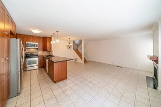 28513 Vista Tierra in Rancho Palos Verdes, CA - Building Photo - Building Photo