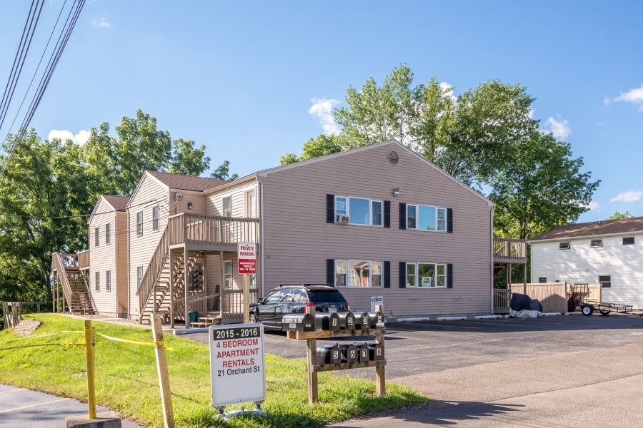 21 Orchard St in Geneseo, NY - Building Photo