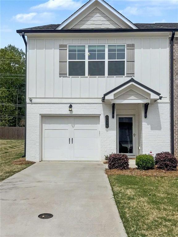 5124 Fox Den Rd in Oakwood, GA - Building Photo - Building Photo