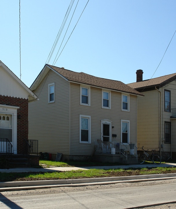 504 Monroe St in Sandusky, OH - Foto de edificio