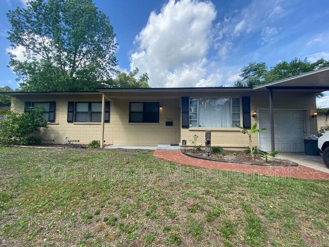 property at 1586 Lake Shore Blvd