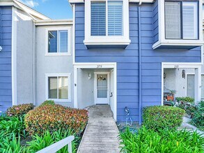 2179 Avenida Espada in San Clemente, CA - Building Photo - Building Photo