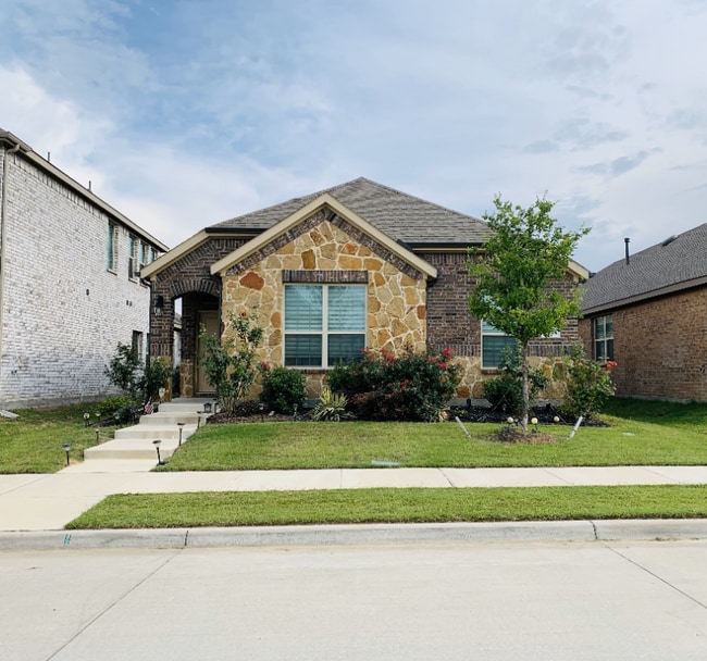 property at 2344 Opaline Dr
