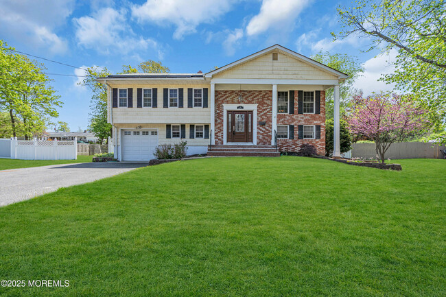 property at 12 Windsor Rd