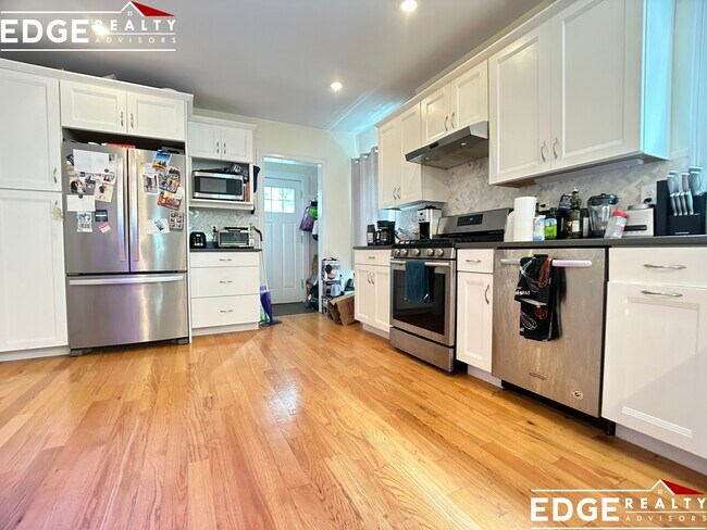 property at 5 Curtis St