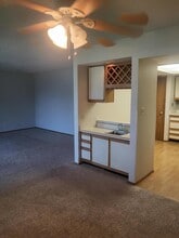 831 Country Club Dr SE in Rio Rancho, NM - Building Photo - Building Photo
