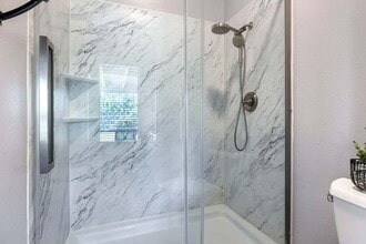 7634 N Dearing Ave in Fresno, CA - Building Photo - Building Photo