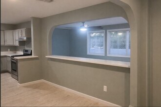 8802 Arledge St in Houston, TX - Building Photo - Building Photo