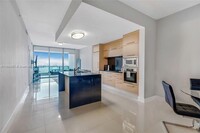 900 Biscayne Blvd, Unit 2407 in Miami, FL - Building Photo - Building Photo