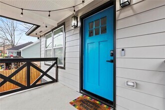 3200 Lowndes St in East Point, GA - Building Photo - Building Photo