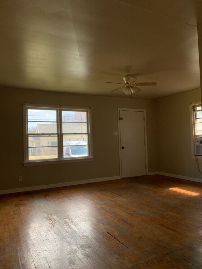 1027 Bellemeade Ave in Florence, AL - Building Photo - Building Photo