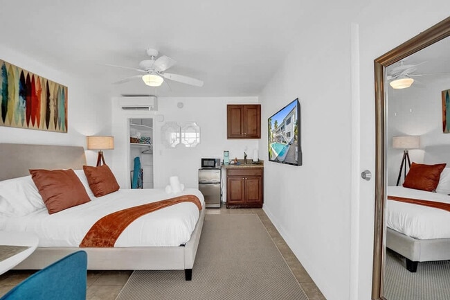 335 Desoto St in Hollywood, FL - Building Photo - Building Photo