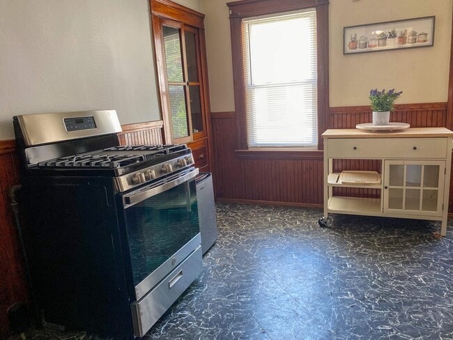 19 Fifth Ave in Worcester, MA - Building Photo - Building Photo