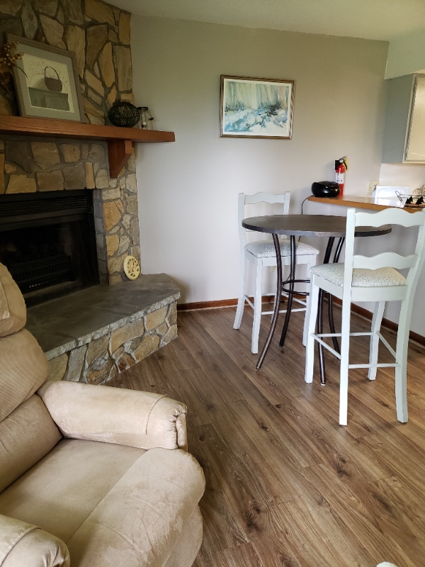 property at 164 Hanging Rock Villas