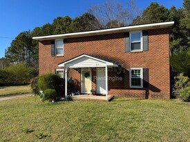 312 Sharpe Rd in Rocky Mount, NC - Building Photo