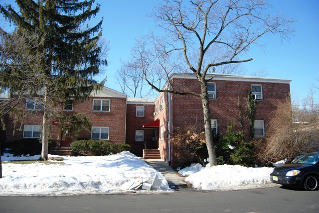 Soland Apartments in East Orange, NJ - Building Photo