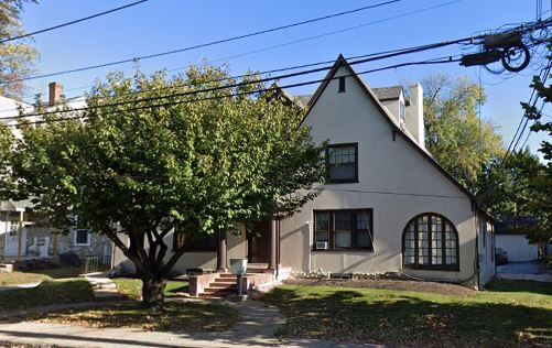 328 E Lancaster Ave in Downingtown, PA - Building Photo