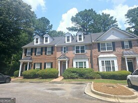 1318 Guilderoy Ln in Austell, GA - Building Photo
