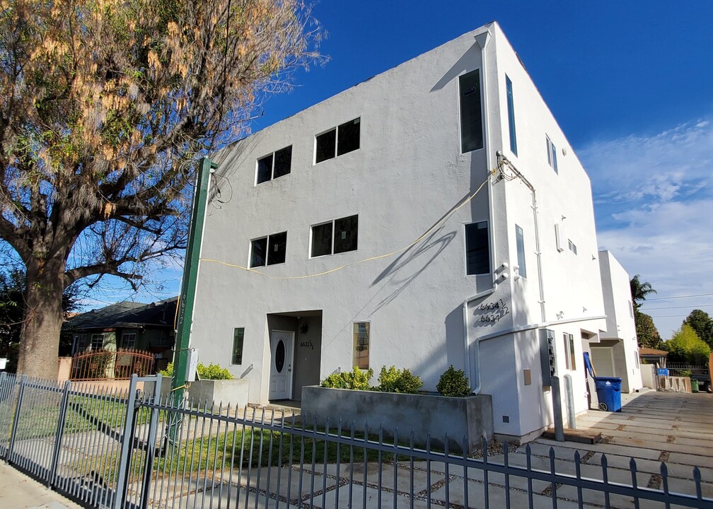 6634 Hazeltine Ave, Unit 1 in Los Angeles, CA - Foto de edificio