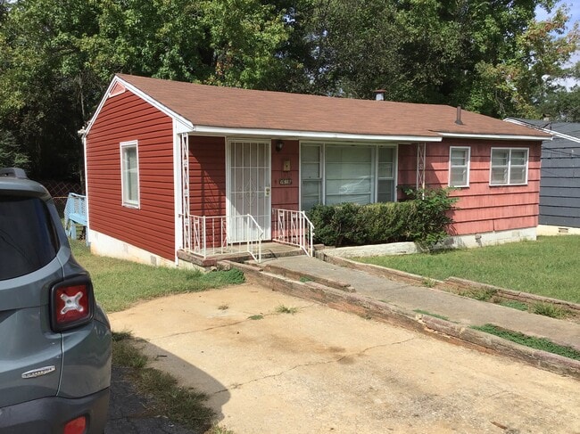 property at 1616 18th Way SW