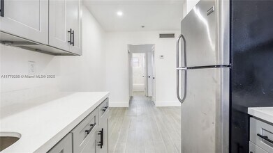 14980 NE 5th Ct in Miami, FL - Building Photo - Building Photo