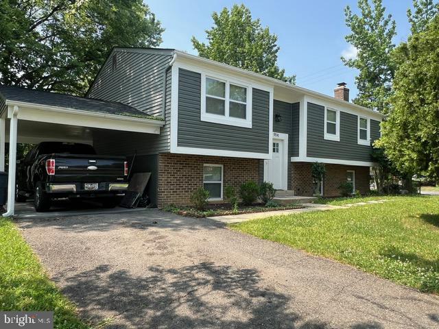 9114 Oxon Hill Rd in Fort Washington, MD - Building Photo