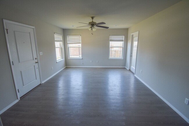 818 Hindman Dr in Prairie Grove, AR - Building Photo - Building Photo