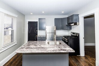 2081 Halstead Ave in Lakewood, OH - Building Photo - Building Photo